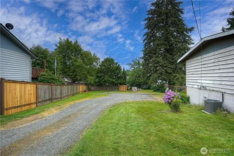 2132 Firland Drive Puyallup WA 98371