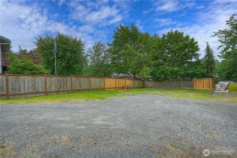 2132 Firland Drive Puyallup WA 98371