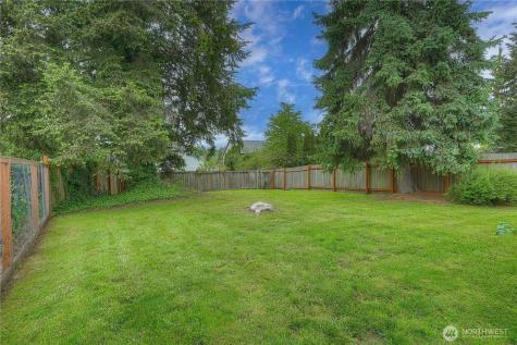 2132 Firland Drive Puyallup WA 98371