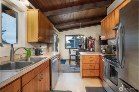 2132 Firland Drive Puyallup WA 98371