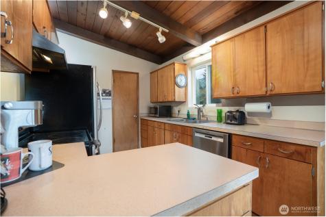 2132 Firland Drive Puyallup WA 98371