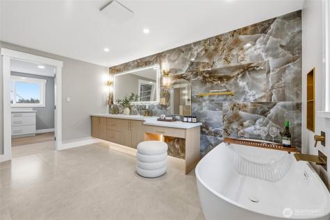 23032 7th Avenue SE Bothell WA 98021