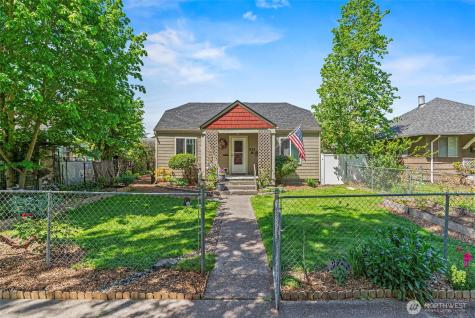 531 16th Avenue Longview WA 98632