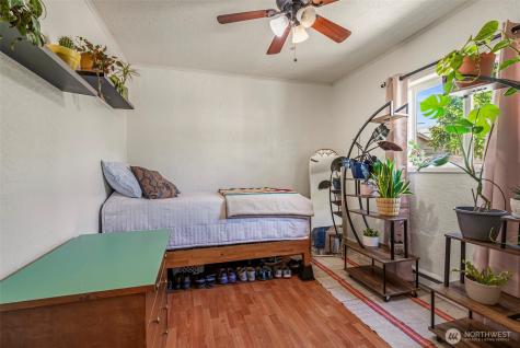 531 16th Avenue Longview WA 98632