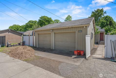 531 16th Avenue Longview WA 98632