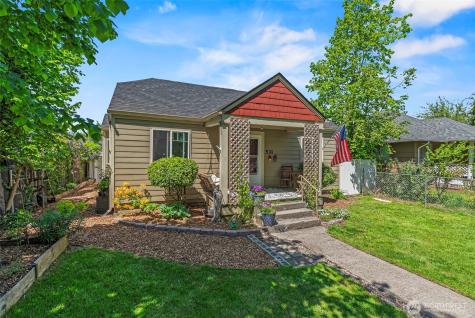 531 16th Avenue Longview WA 98632