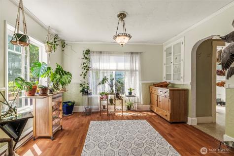 531 16th Avenue Longview WA 98632