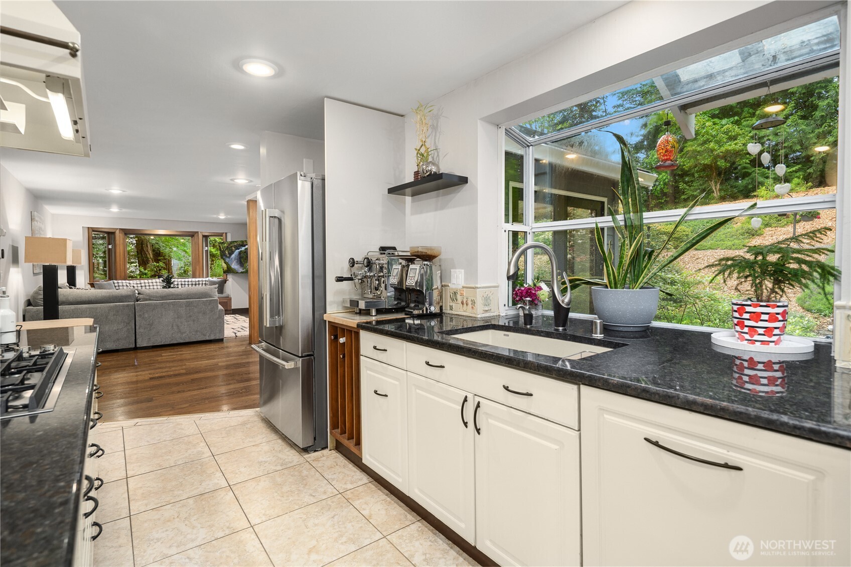 21422 SE 37th Street Sammamish WA 98075