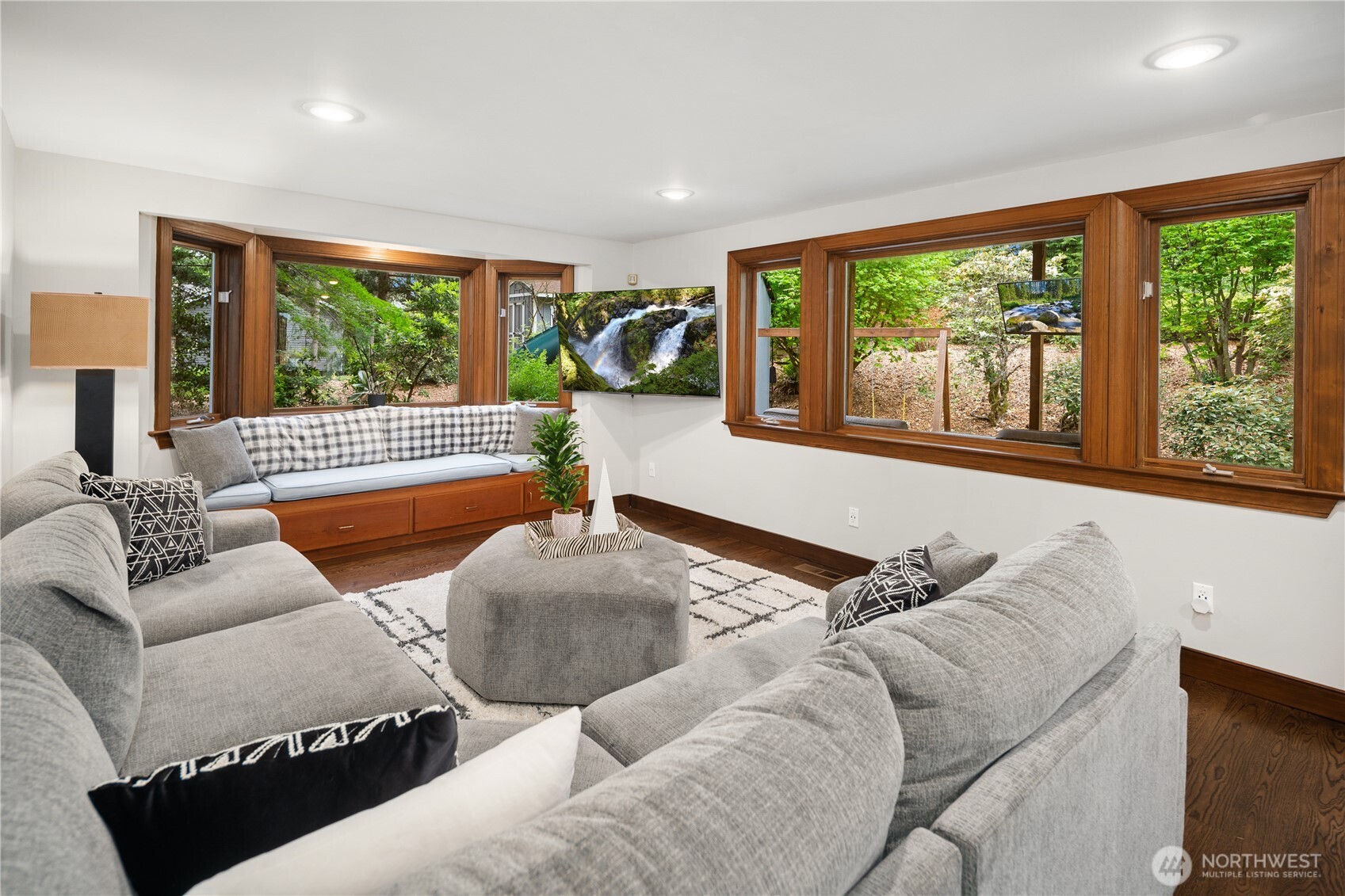 21422 SE 37th Street Sammamish WA 98075