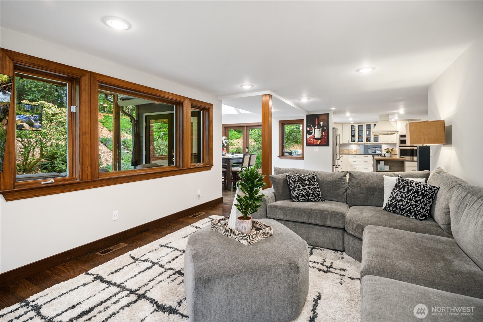 21422 SE 37th Street Sammamish WA 98075