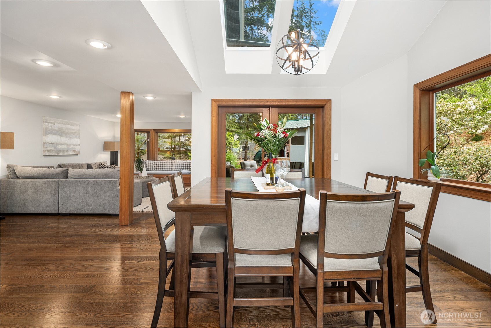 21422 SE 37th Street Sammamish WA 98075