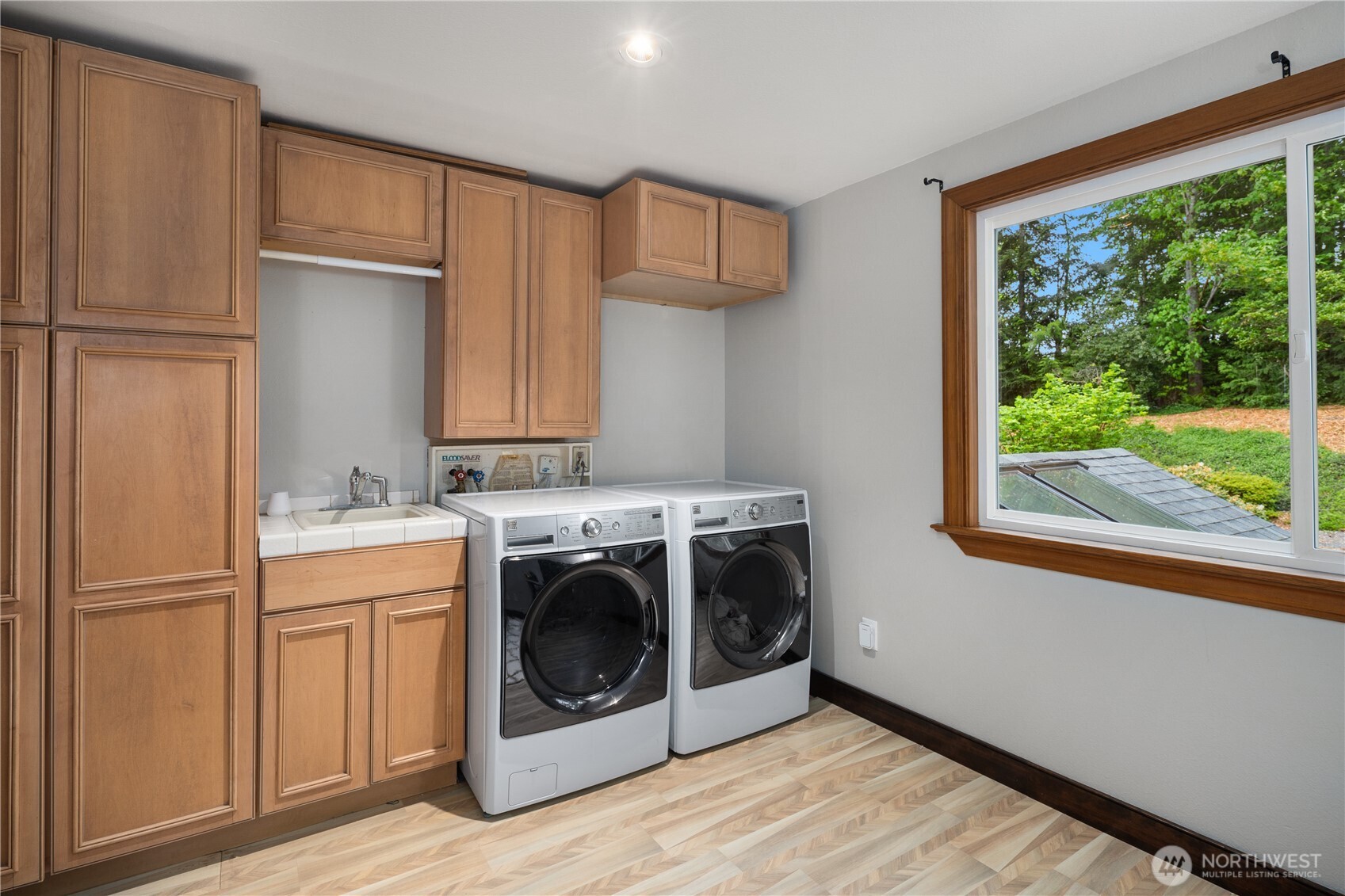 21422 SE 37th Street Sammamish WA 98075