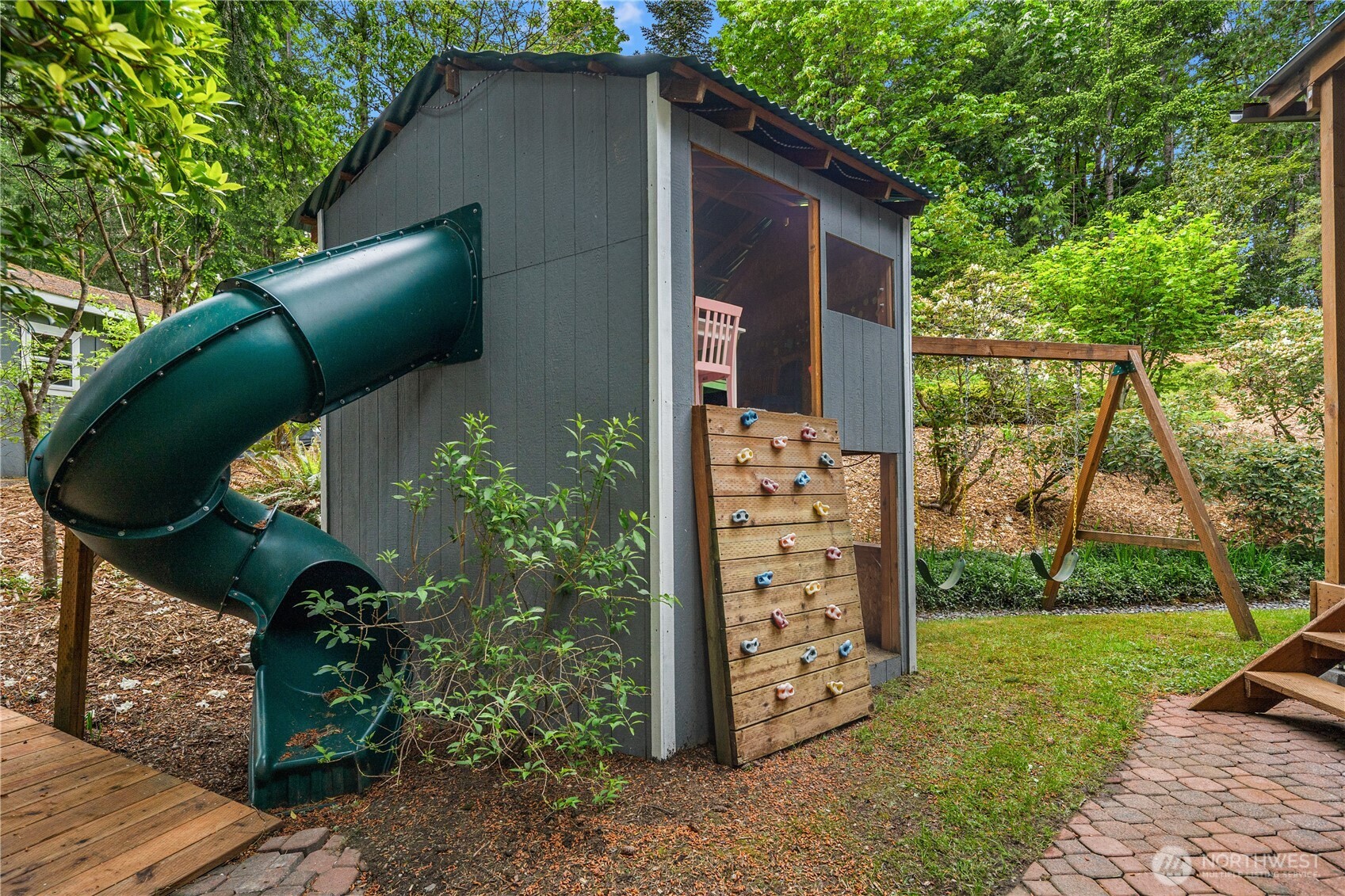 21422 SE 37th Street Sammamish WA 98075