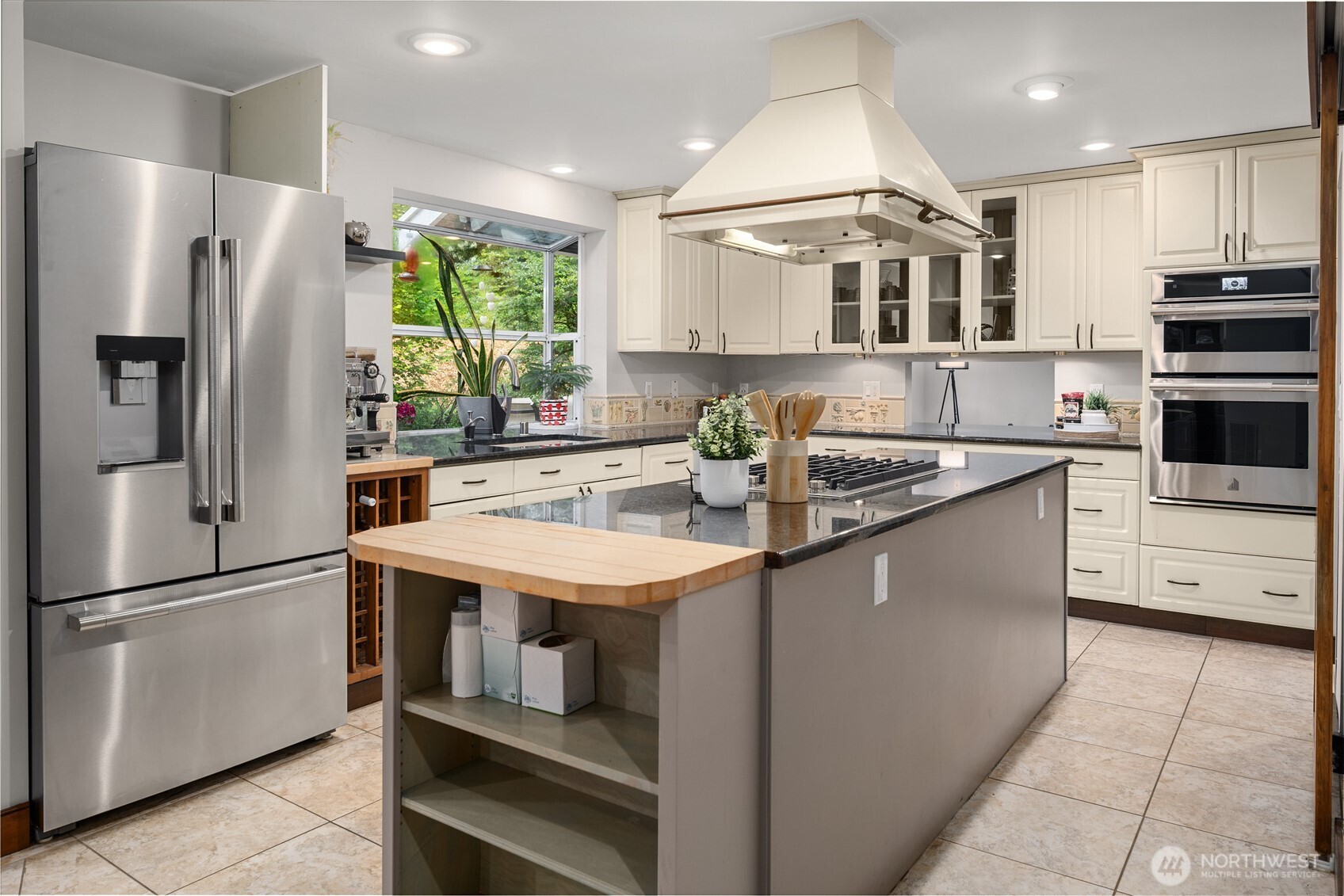 21422 SE 37th Street Sammamish WA 98075