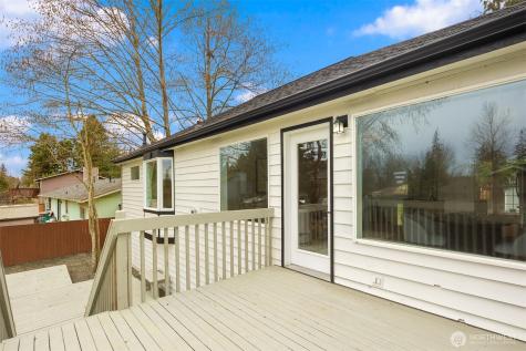 22057 SE 269th Place Maple Valley WA 98038