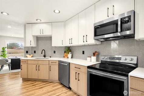 22057 SE 269th Place Maple Valley WA 98038