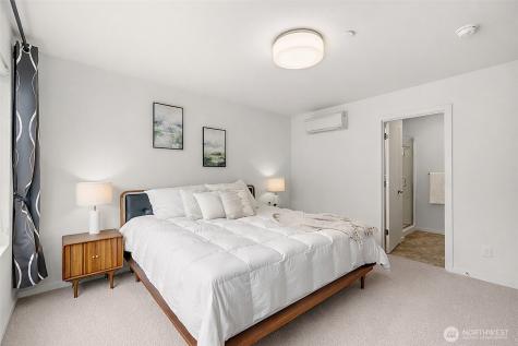13706 Manor Way Lynnwood WA 98087