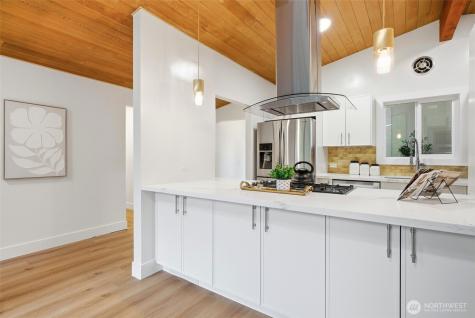 7801 NE 133rd Place Kirkland WA 98034