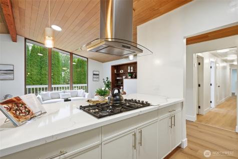 7801 NE 133rd Place Kirkland WA 98034