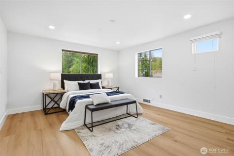 7801 NE 133rd Place Kirkland WA 98034