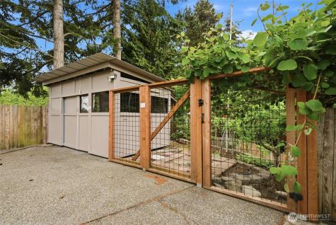 7801 NE 133rd Place Kirkland WA 98034