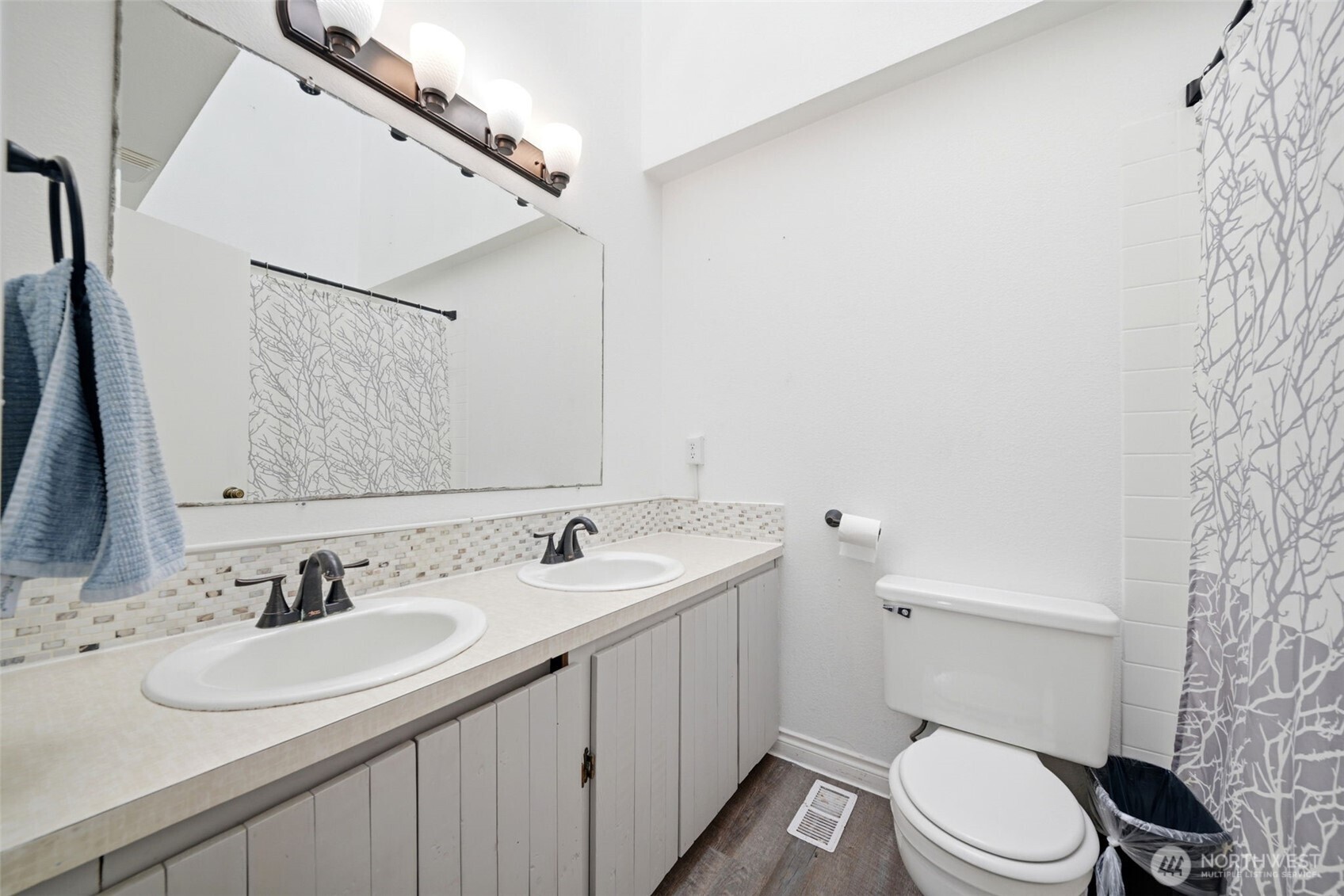 2213 NE Parkview Drive Vancouver WA 98686
