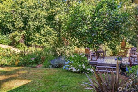 11703 Vashon Highway SW Vashon WA 98070