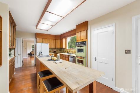 9520 Dishman Road NW Bremerton WA 98312
