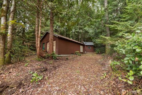 9520 Dishman Road NW Bremerton WA 98312