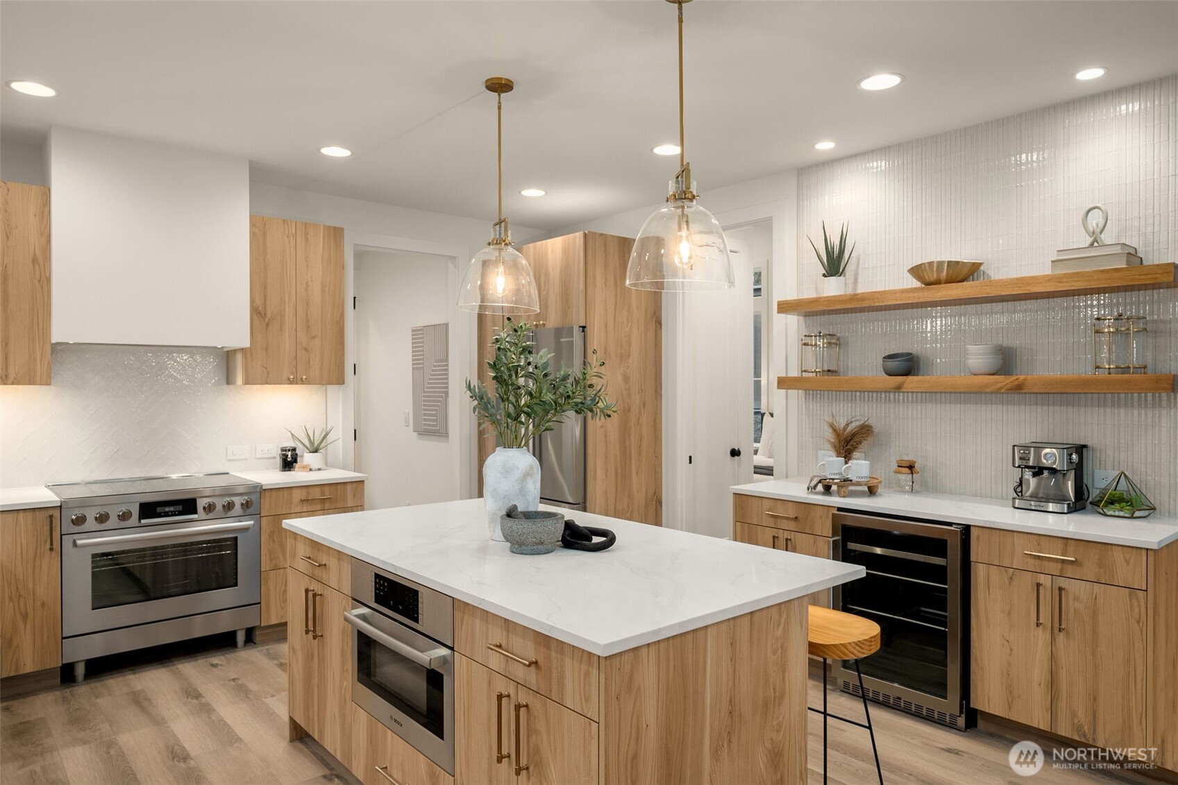 1860 1st Street Kirkland WA 98033