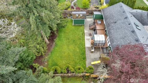3209 32nd Street Pl SE Puyallup WA 98374