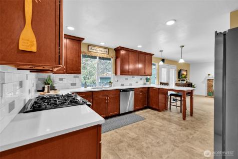 3209 32nd Street Pl SE Puyallup WA 98374