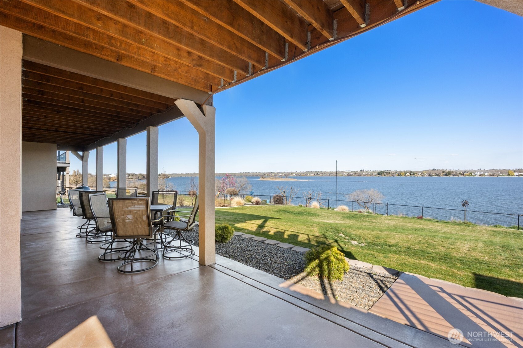 4065 NE Edwards Drive Moses Lake WA 98837