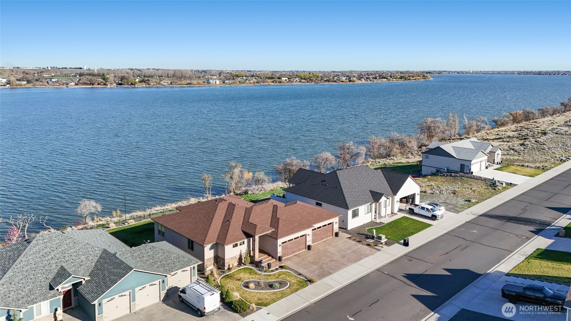 4065 NE Edwards Drive Moses Lake WA 98837