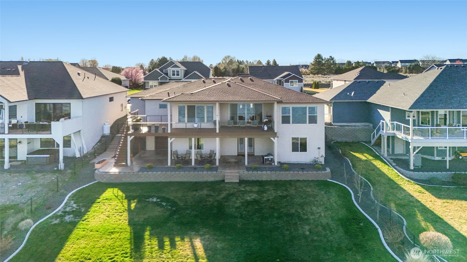 4065 NE Edwards Drive Moses Lake WA 98837