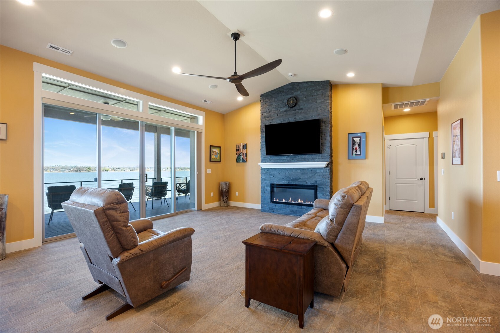 4065 NE Edwards Drive Moses Lake WA 98837