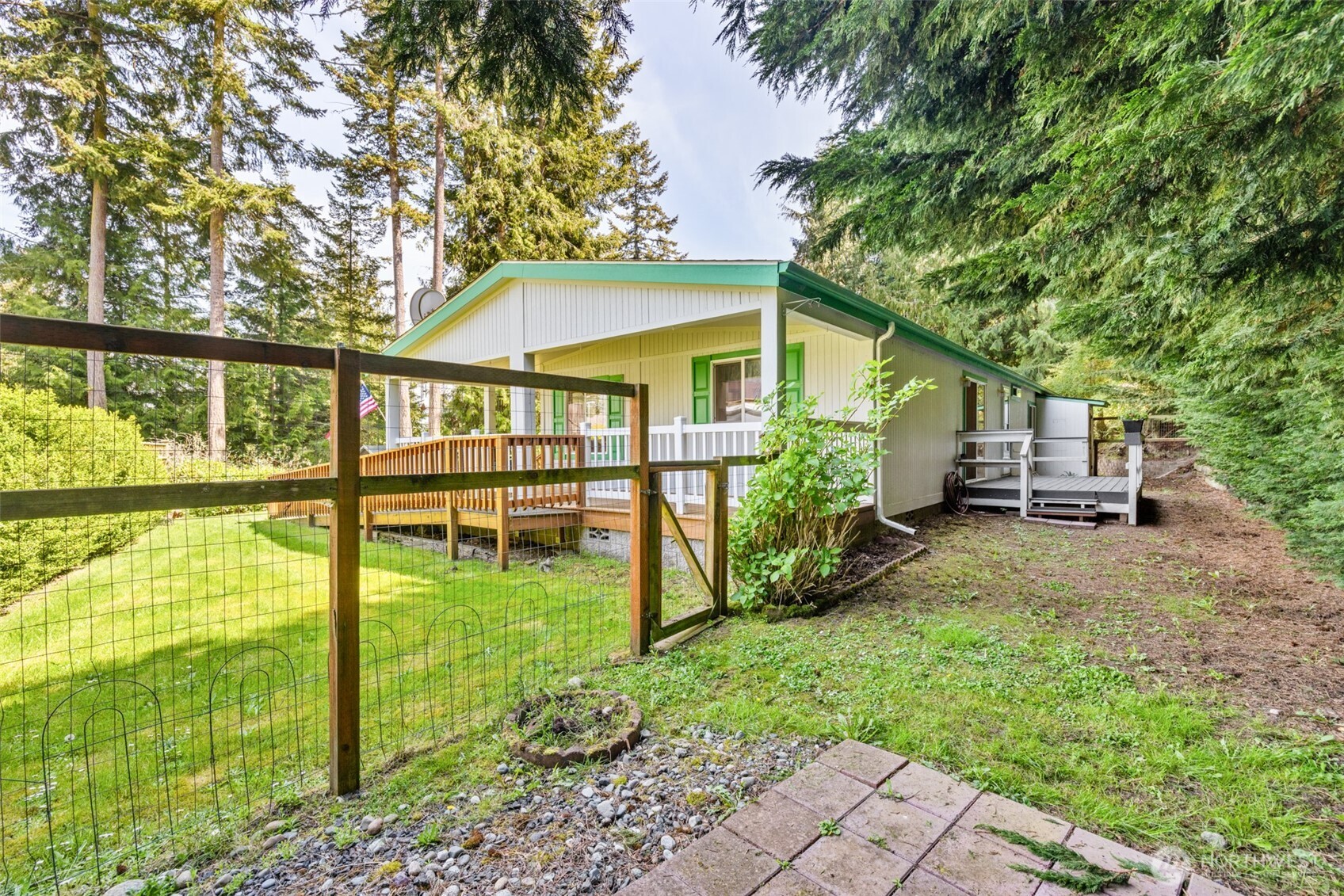 423 Fleming Drive Sequim WA 98382