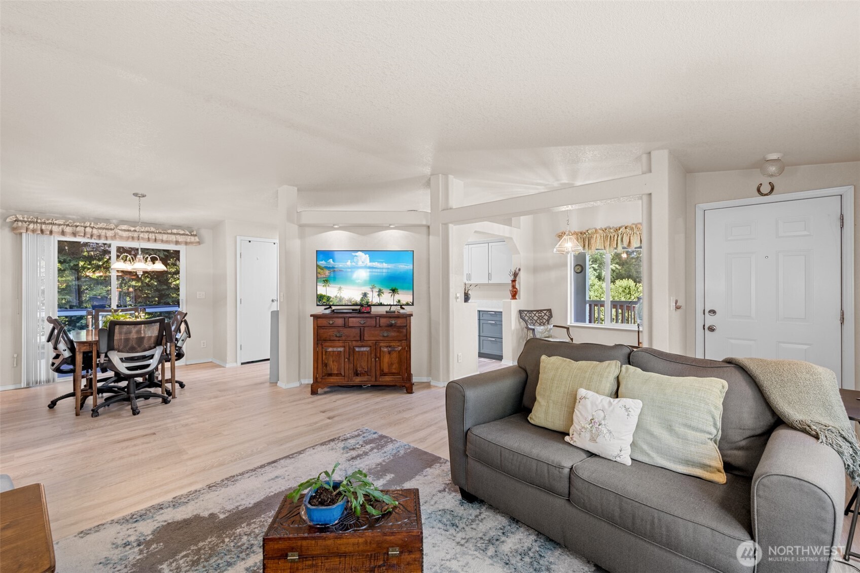 423 Fleming Drive Sequim WA 98382