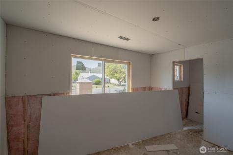 514 Bridge Street Brewster WA 98812