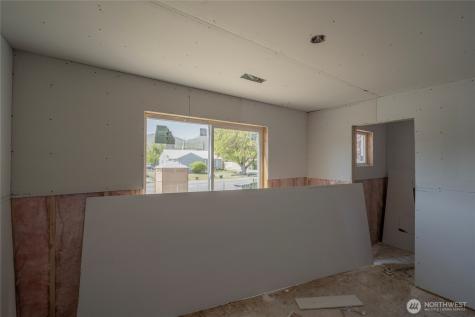 514 Bridge Street Brewster WA 98812