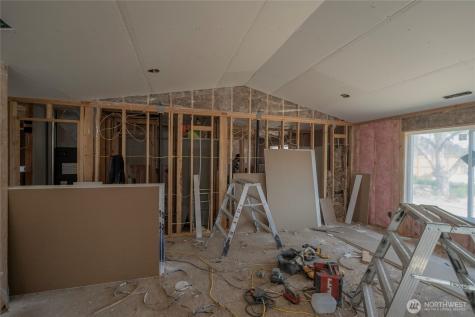 514 Bridge Street Brewster WA 98812