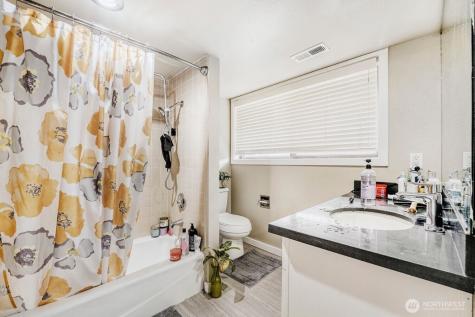 4634 144th Place SE Bellevue WA 98006