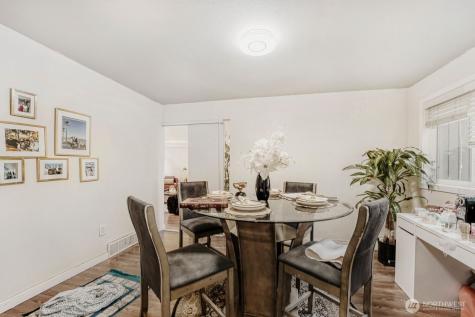 4634 144th Place SE Bellevue WA 98006