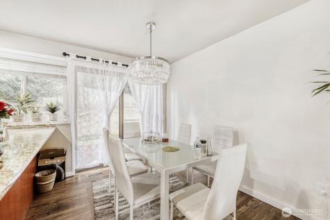 4634 144th Place SE Bellevue WA 98006