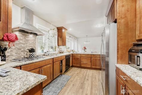 4634 144th Place SE Bellevue WA 98006