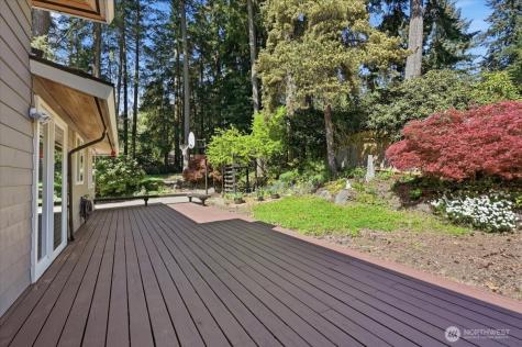 3754 NE 194th Street Lake Forest Park WA 98155
