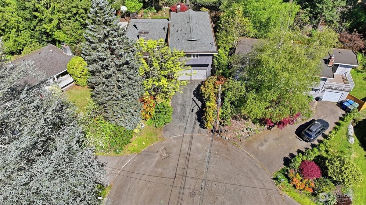 3754 NE 194th Street Lake Forest Park WA 98155