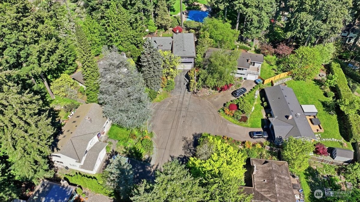 3754 NE 194th Street Lake Forest Park WA 98155