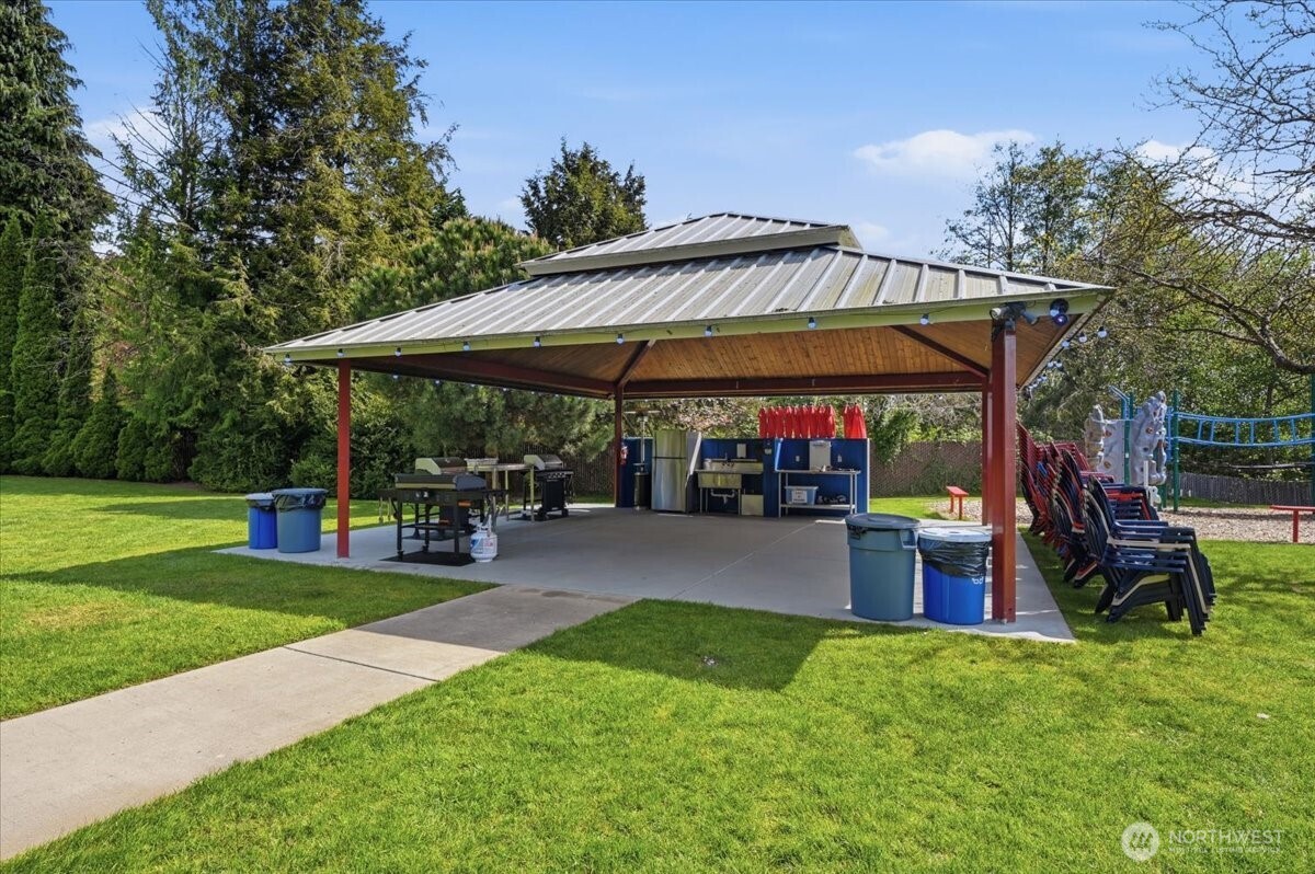 3754 NE 194th Street Lake Forest Park WA 98155