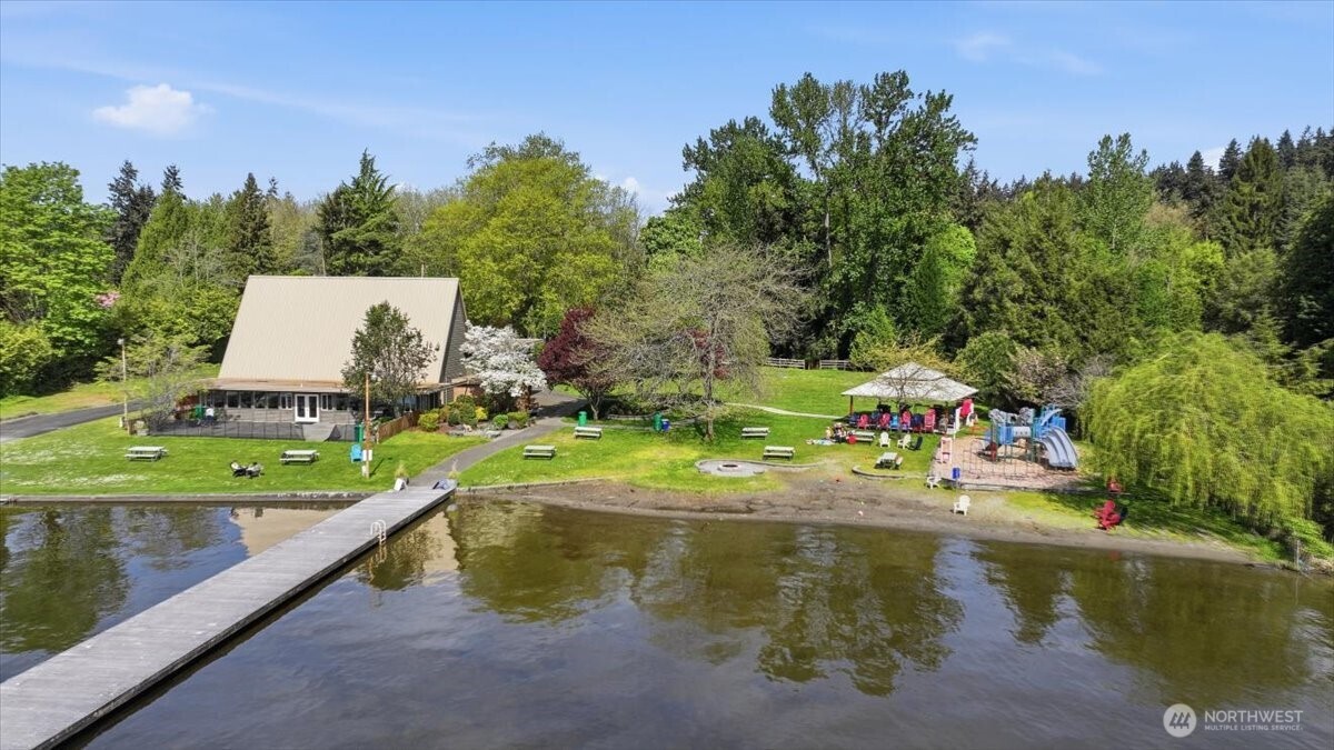 3754 NE 194th Street Lake Forest Park WA 98155